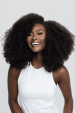 Extensions de cheveux bouclés Organic Curl Hair 4A 4B par Otehntique hair Boutique en ligne Paris