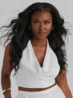 Othentique Lotus La closure bouclée est confectionnée avec des cheveux humains cambodgiens pour un résultat indétectable. -1152 pixels - 1536 pixels