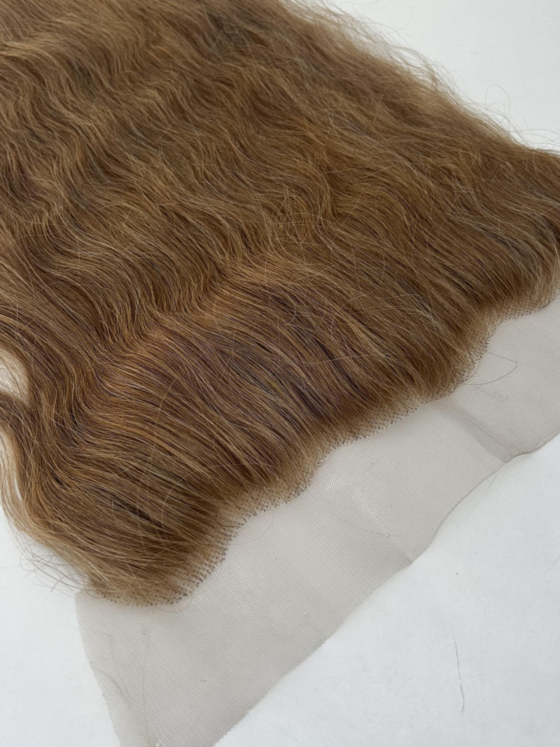 Frontale cheveux humains vierges Remy indiennes blond miel 13x6, densité 180%, sans colle, pré-épilées, nœuds blanchis Frontale cheveux humains vierges Remy indiennes blond miel 13x6, densité 180%, sans colle, pré-épilées, nœuds blanchis