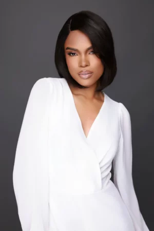 Perruque LaceConfort Carré avec raie sur le côté 8" – 100% Human Hair